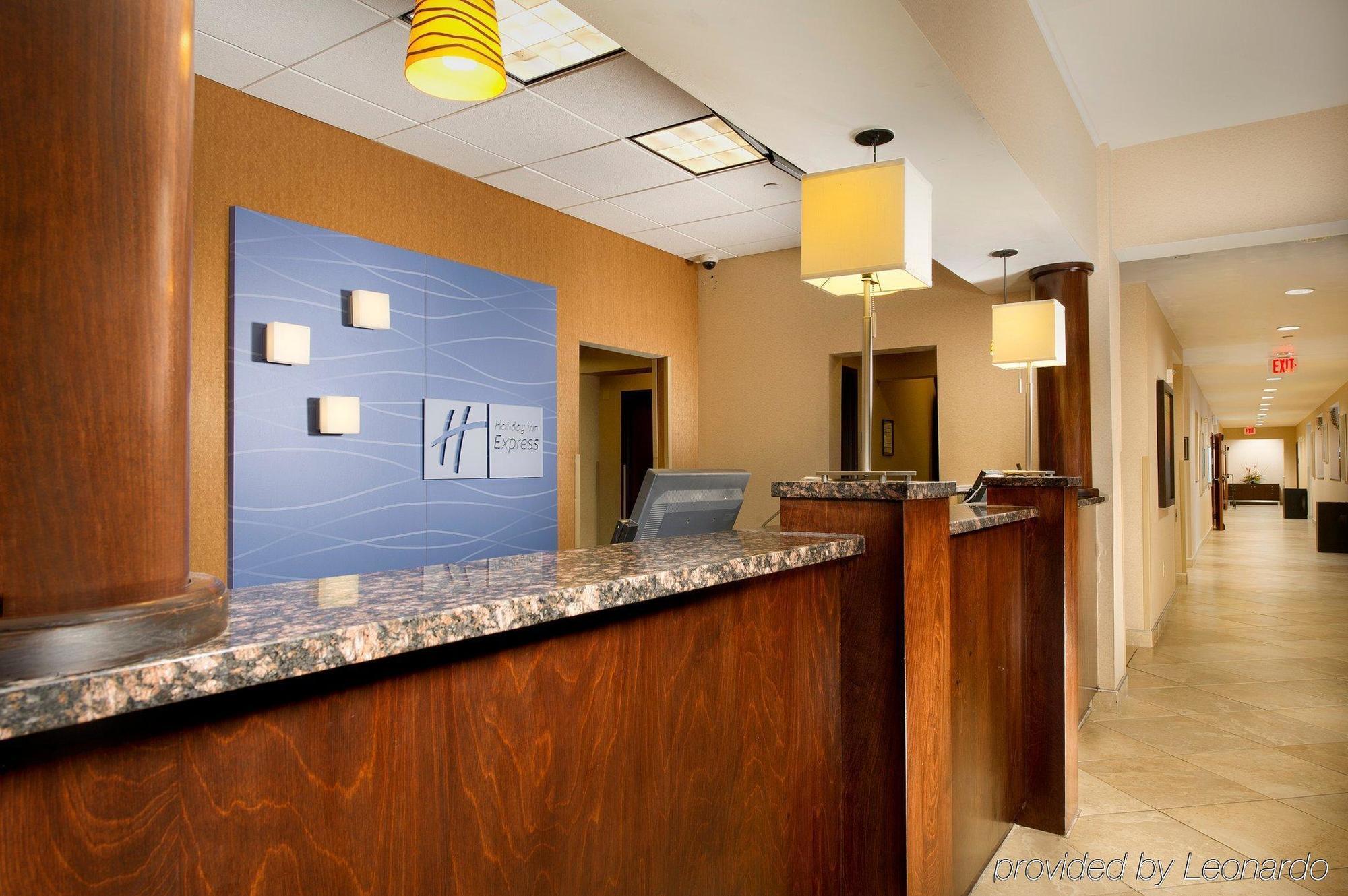 Holiday Inn Express Baltimore At The Stadiums, An Ihg Hotel Interior foto