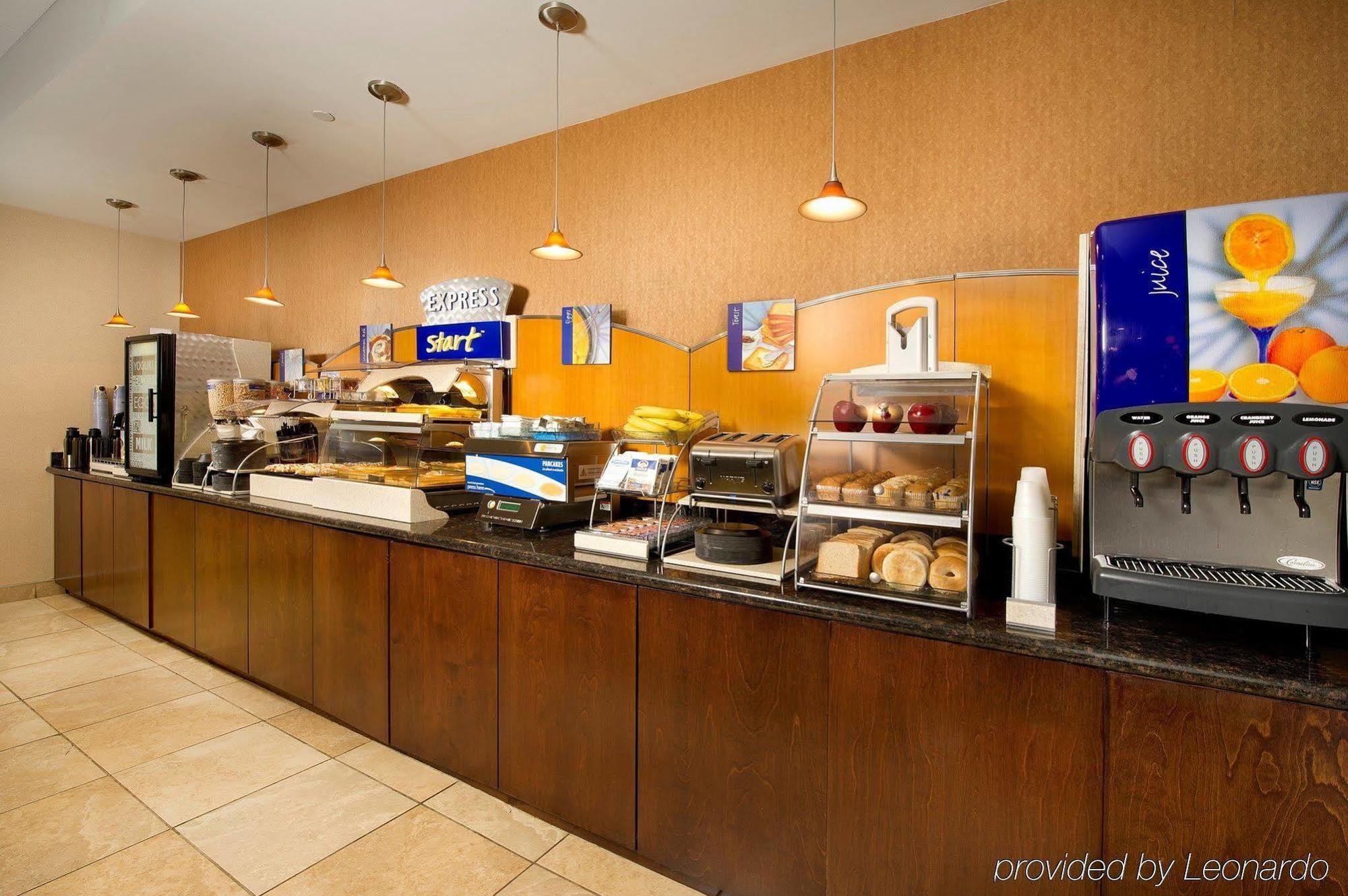 Holiday Inn Express Baltimore At The Stadiums, An Ihg Hotel Restaurant foto